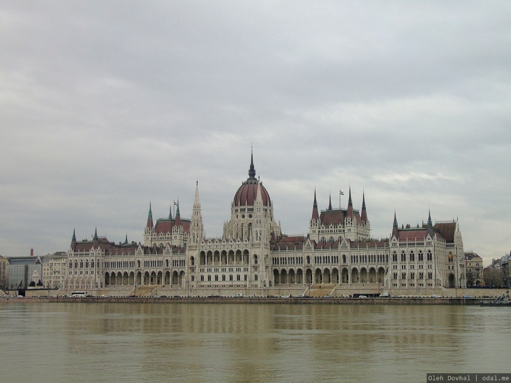 здание венгерского парламента, Будапешт