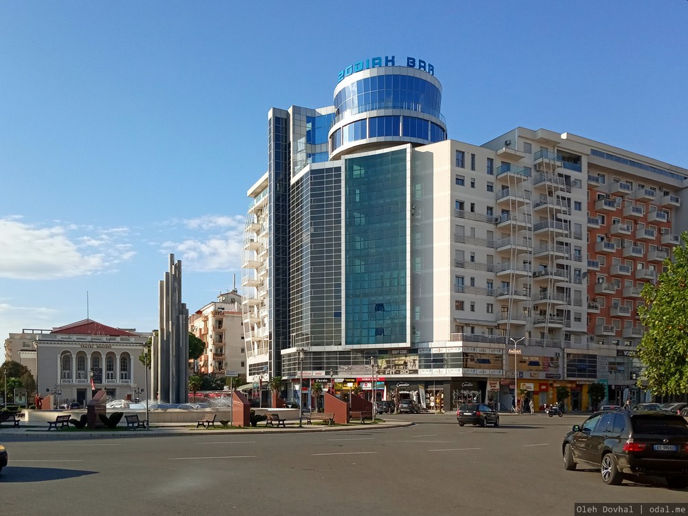 площадь Демократии, Sheshi Demokracia, Шкодер, Албания
